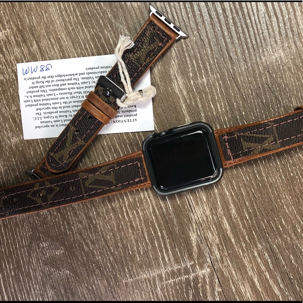 🚨 SOLD 🚨🌟Louis V watchband 🌟